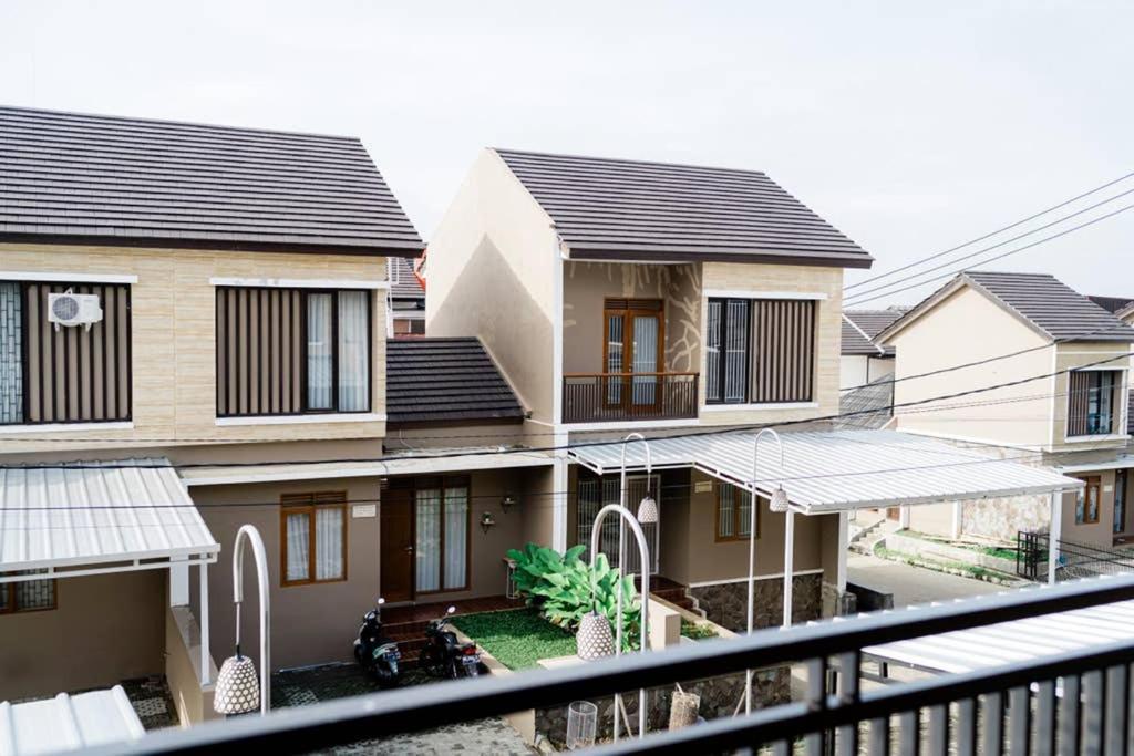 Rumah 3 Kamar Lembang, Adem, Bebas Macet Villa Bandung Exterior photo